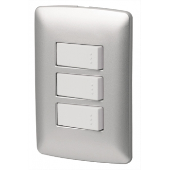 Placa con 3 interruptores secillos color plata